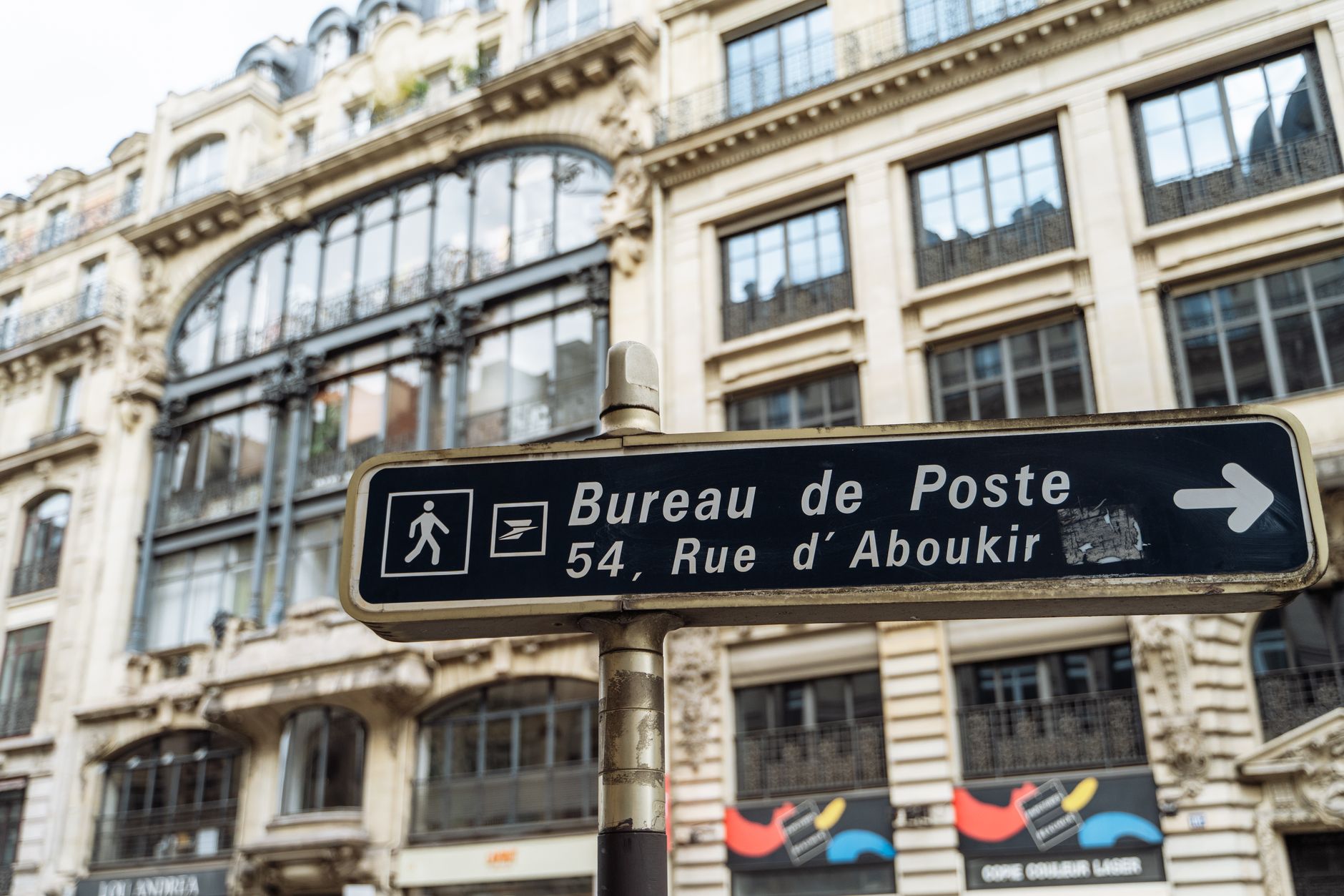 Tarifs La Poste 2027 : lettre verte à 1,67 €, Colissimo +4,1 % — ce que vos envois coûteront au 1er janvier